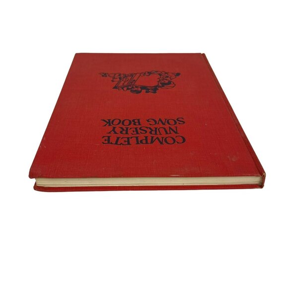 Complete Nursery Song Book 1967 Illustrated by Walt Kelly - Picture 9 of 11